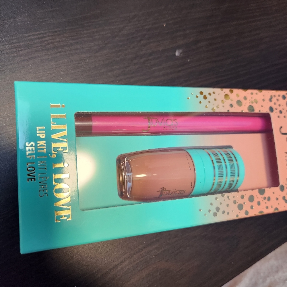 Juvias place nude Lip duo
